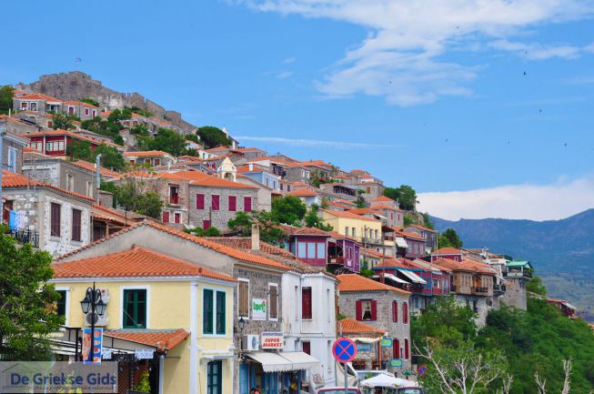 De stenen huizen van Molyvos lesbos